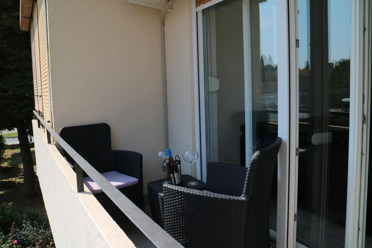 Appartamento Apartman Mark Pola Esterno foto